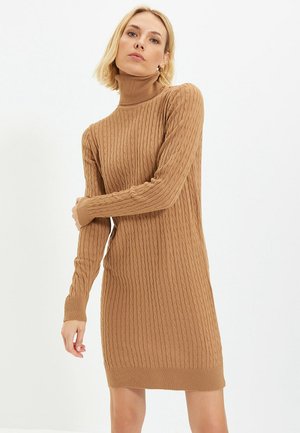 Pleten aty - brown