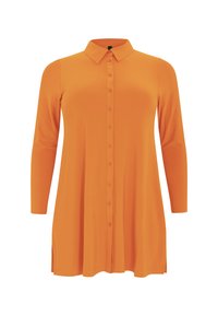 Orange langærmet skjorte kjole lavet af blødt stof, med knaplukning foran, klassisk krave og sideslids for lettere bevægelse.