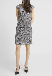 Cartoon Vardagsklänning - beige