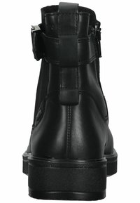 Stivaletto alla caviglia in pelle nera con finitura liscia, dotato di una zip laterale, un pannello elastico e una suola bassa in gomma texturizzata.