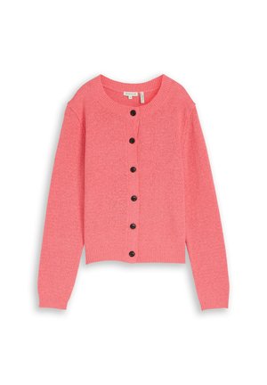 Rosa gestrickter Cardigan mit langen Ärmeln, rundem Halsausschnitt und sechs schwarzen Knöpfen vorne.