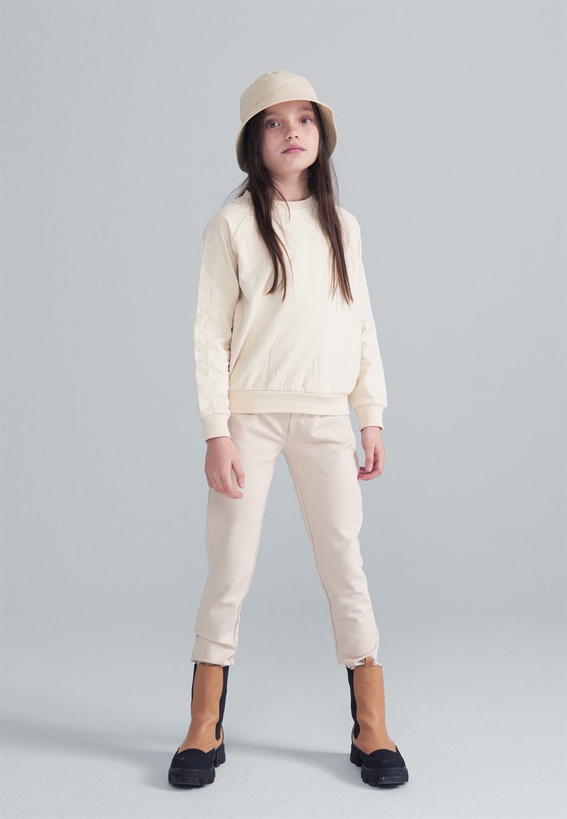 Kinder Stoffhosen | Jill&Mitch by Shoeby EMBROIDERY Jogginghose white/offwhite - RX91348 Kinder Stoffhosen | Jill&Mitch by Shoeby EMBROIDERY Jogginghose white/offwhite - RX91348