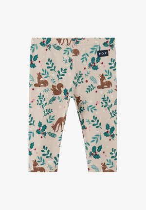 Beige peuterleggingen met groene hulstbladeren, rode bessen en bruine bosdieren, waaronder herten en eekhoorns, met een P.O.P logo patch.