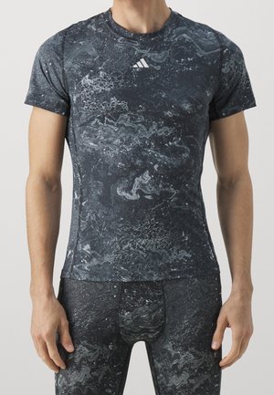 Tekninen t-paita - black