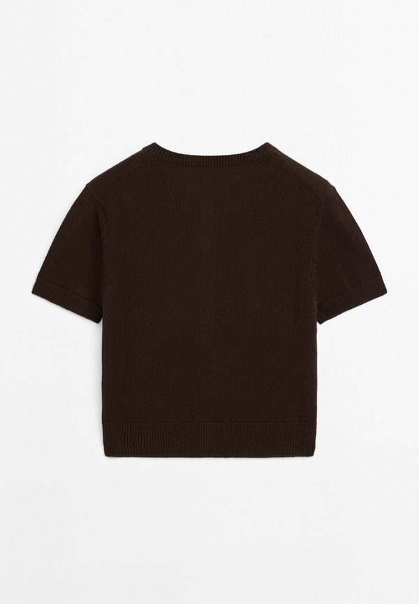 WITH BUTTON DETAIL - Cardigan2