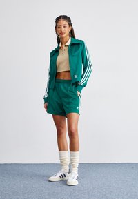 adidas Originals FIREBIRD - Trainingsbroek - collegiate green