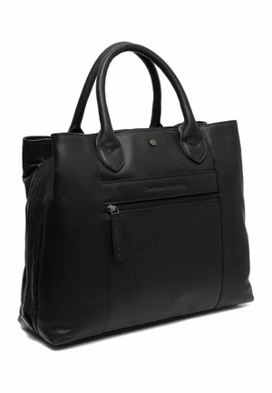 Sac tote en cuir noir avec double poignées, poche frontale zippée, texture lisse, forme rectangulaire et un subtil détail de logo embossé.