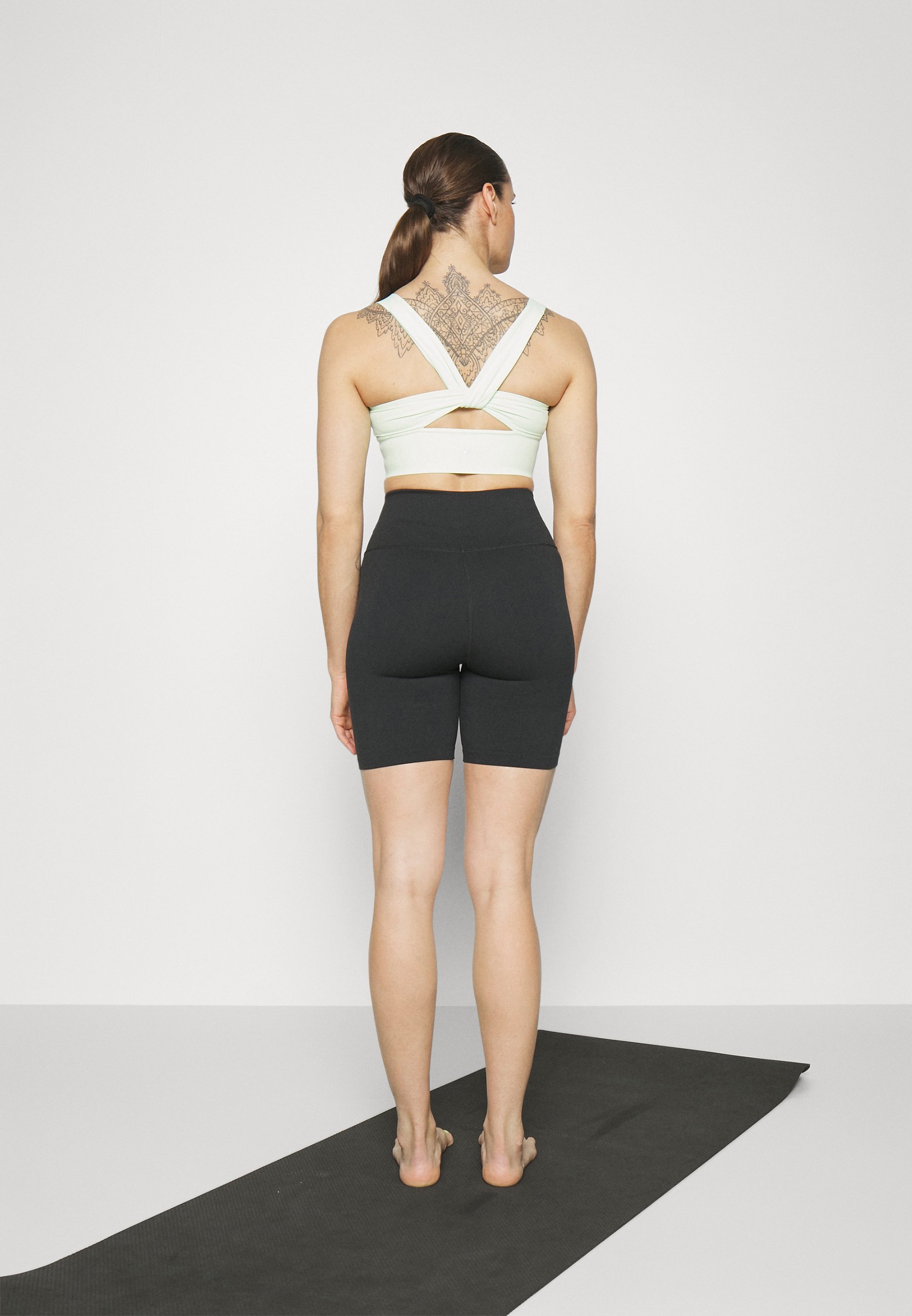 Skort Athleta Aurora Contender 2 En 1 - Taille Small (S), Occasion Très Bon état