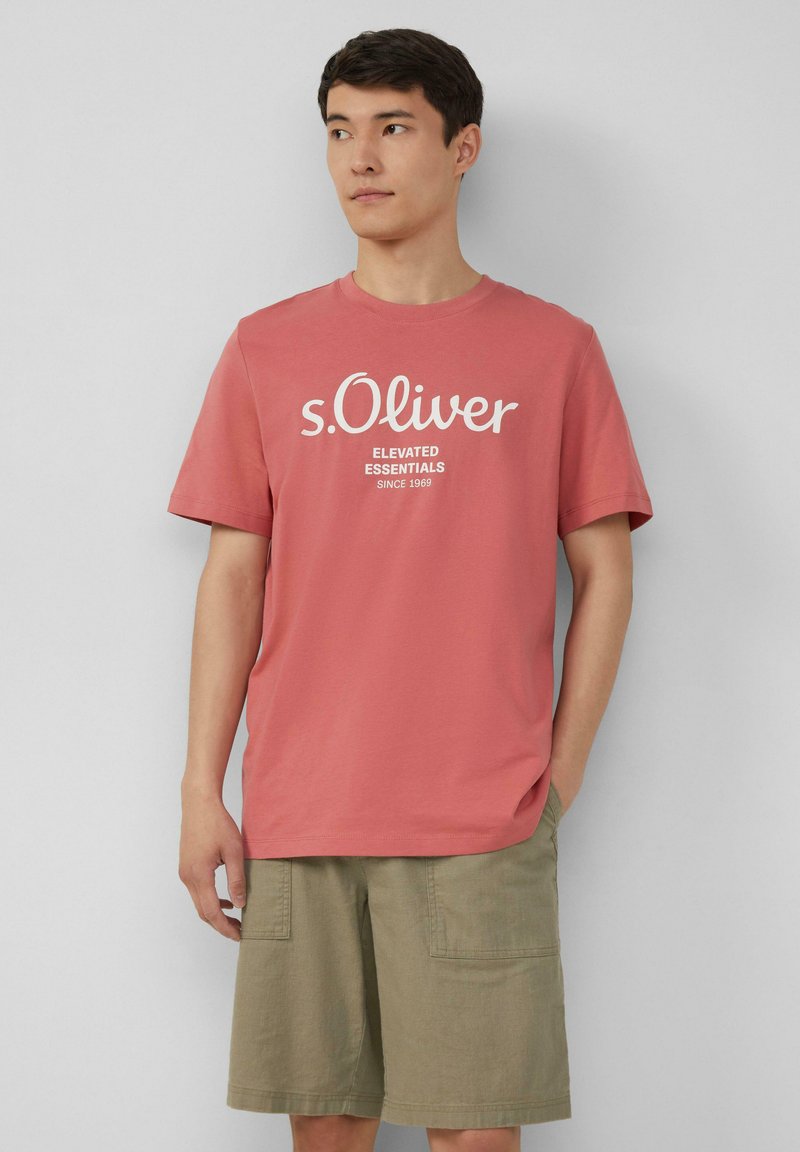s.Oliver MIT LOGO - T-shirt print - himbeere