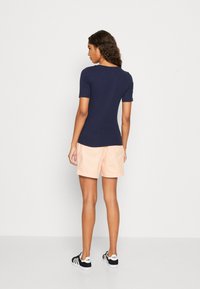 GAP Základné tričko - navy
