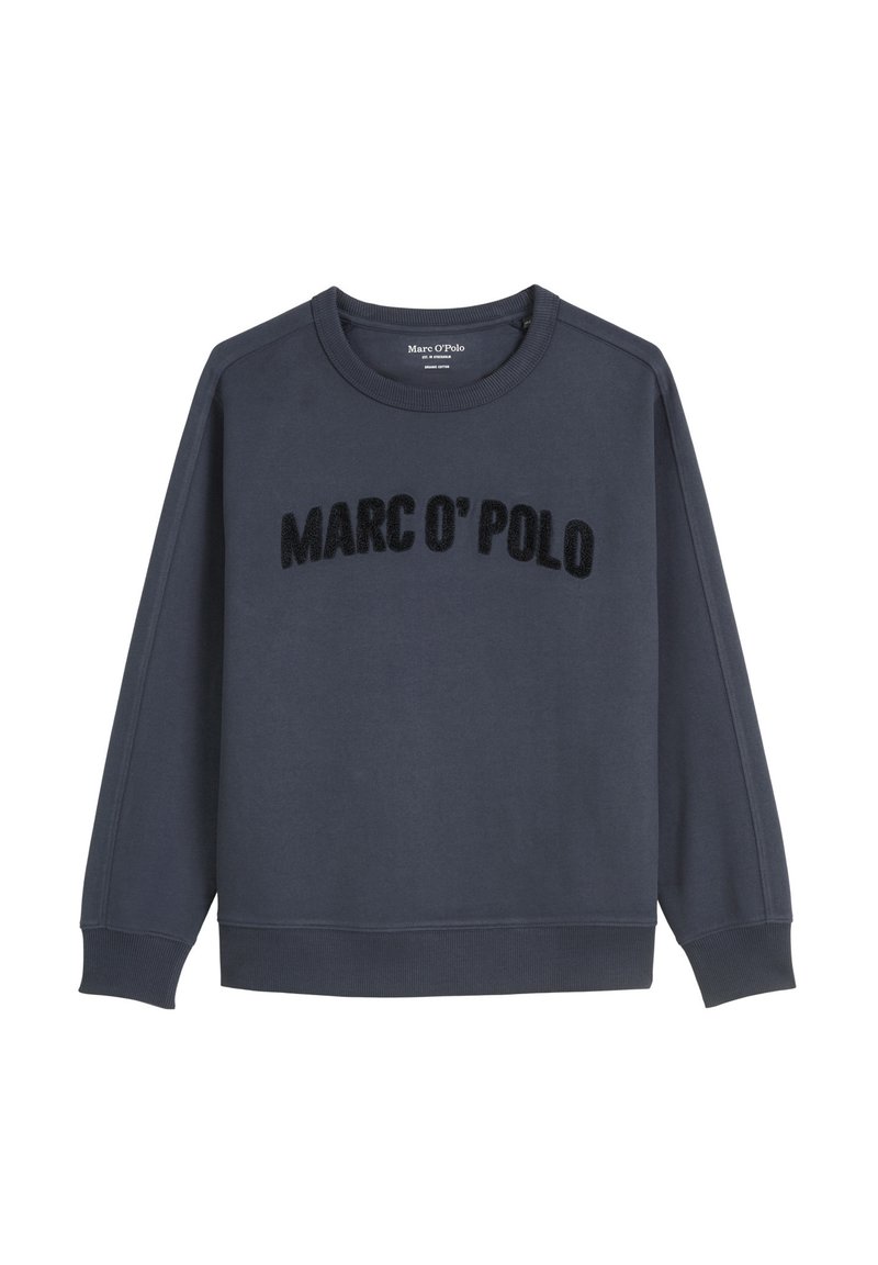 Felpa blu scuro realizzata in misto cotone, con collo a giro, maniche lunghe e logo "MARC O'POLO" in un carattere nero testurizzato.