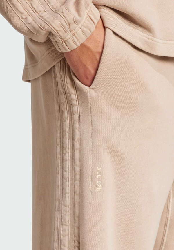 ALL FRENCH WASHED LOOSE - Tracksuit bottoms - warm sandstone2