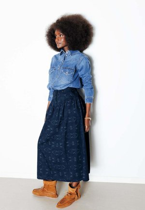 MIDI À MOTIFS - Jupe trapèze - jean moyen