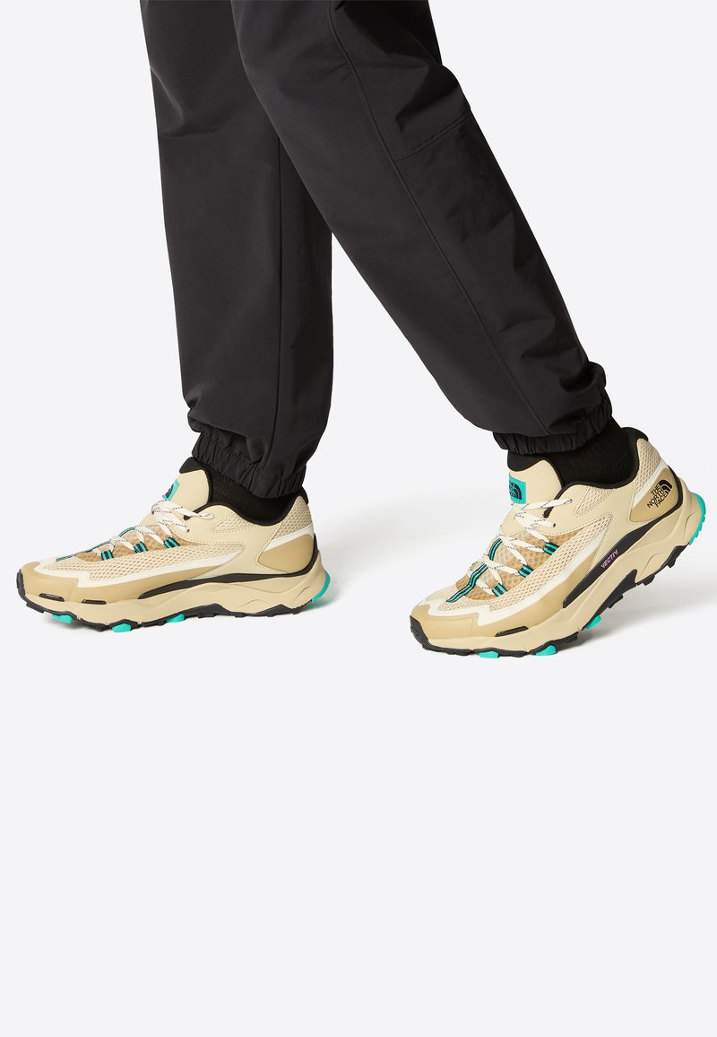 The North Face VECTIV TARAVAL - Tenisky - gravel khaki stone