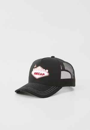 "WHAT HAPPENS IN..." TRUCKER UNISEX - Cap - black