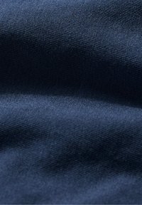 Thumbnail Image 5
