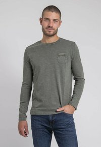 Non sélectionné, kaki