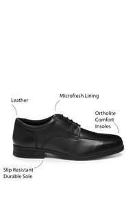 Chaussure en cuir noir avec une finition lisse, un design à lacets, une doublure Microfresh, des semelles de confort Ortholite et une semelle antidérapante.