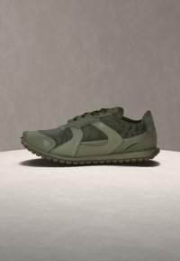 Emporio Armani Αθλητικά παπούτσια - ivy green