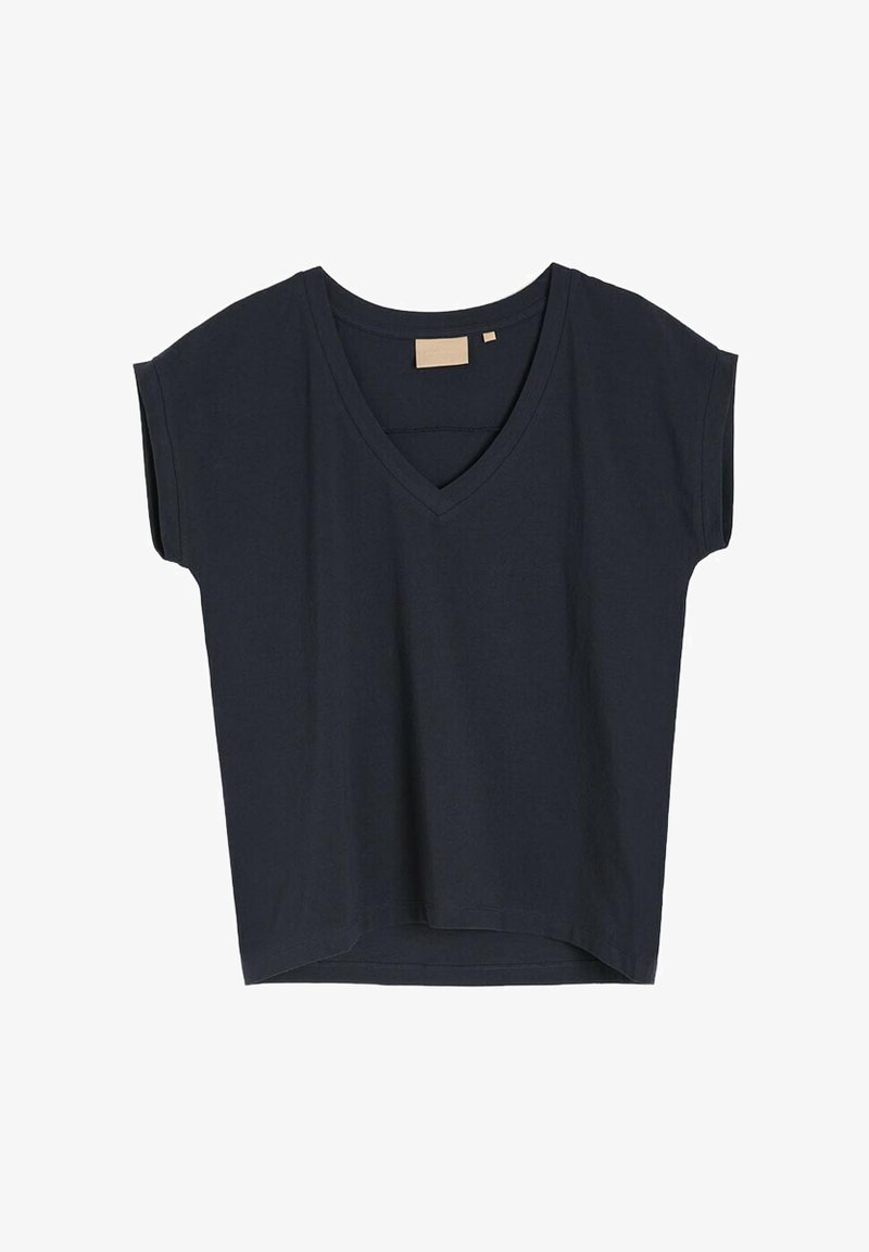 Granatowa koszulka z dekoltem w serek z krótkim rękawem, wykonana z miękkiego materiału, z luźnym krojem i prostym wykończeniem. Minimalistyczny design, bez wzorów.