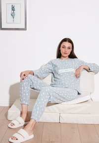 LELA REGULAR FIT - Pidžame - mint