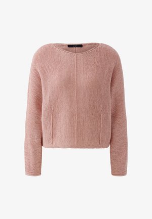 Weich rosa gestrickter Pullover mit langen Ärmeln, Rundhalsausschnitt und dezenten vertikalen Nahtdetails auf der Vorderseite.