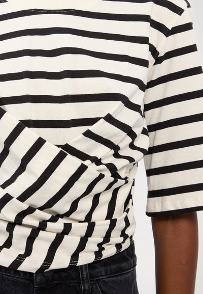 Baum und Pferdgarten JALYA - Tricou cu imprimeu - black whisper stripe