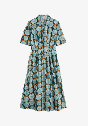 Midi-jurk met korte mouwen en knopen, met een teal achtergrond en grote lichtblauwe bloemen met oranje bladeren overal.