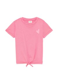 Rosa T-Shirt mit kurzen Ärmeln aus weicher Baumwolle. Mit einem Knoten-Detail am Saum und einem kleinen Herzmuster auf der linken Brust.