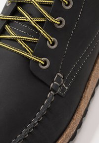Birkenstock MARTON - Stivaletti stringati - black