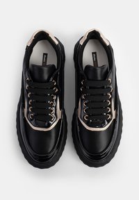Bata Tossud - black