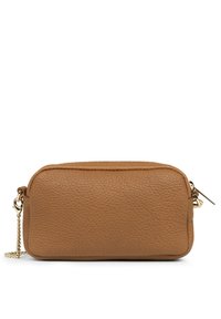 Borsa rettangolare in pelle marrone con superficie testurizzata, chiusura con zip, tracolla a catena e dettaglio della zip in tonalità oro. Misura circa 15 x 10 cm.