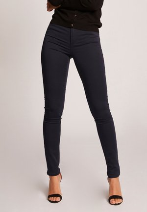 Jeansy Skinny Fit