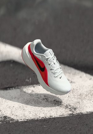 DOWNSHIFTER 14 - Chaussures de running sur route - white/black/summit white/bright crimson/light crimson