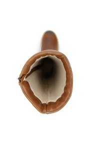 Bottines en cuir brun avec un embout arrondi, doublure beige douce et texture lisse. L'intérieur est spacieux et sans embellissements.