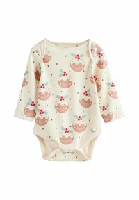 Langærmet babybodystocking i cremefarvet ribbet stof, prydet med et festligt julepuddingsmønster med røde bær og grønne blade, akkompagneret af sorte prikker.