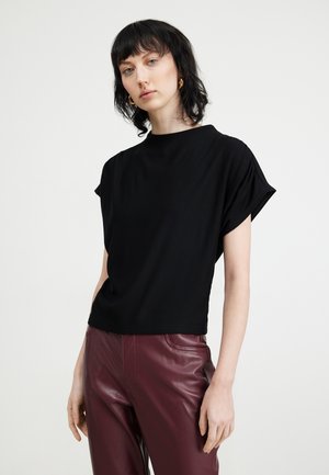 Noisy May / Damen-Strick / NMLIMA L/S OFF SHOULDER KNIT FWD main image 1