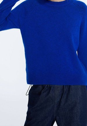 Sweter