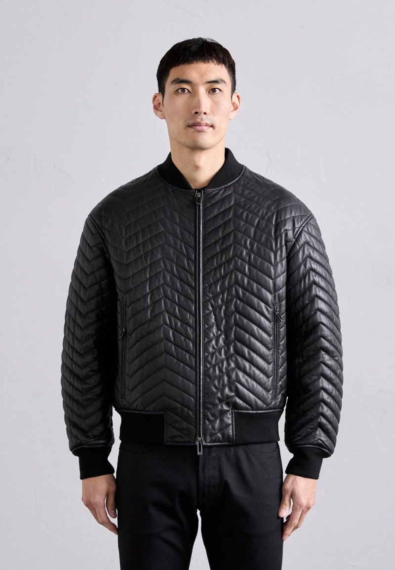 Emporio Armani - BLOUSON JACKET - Veste en cuir - black beauty, Agrandir