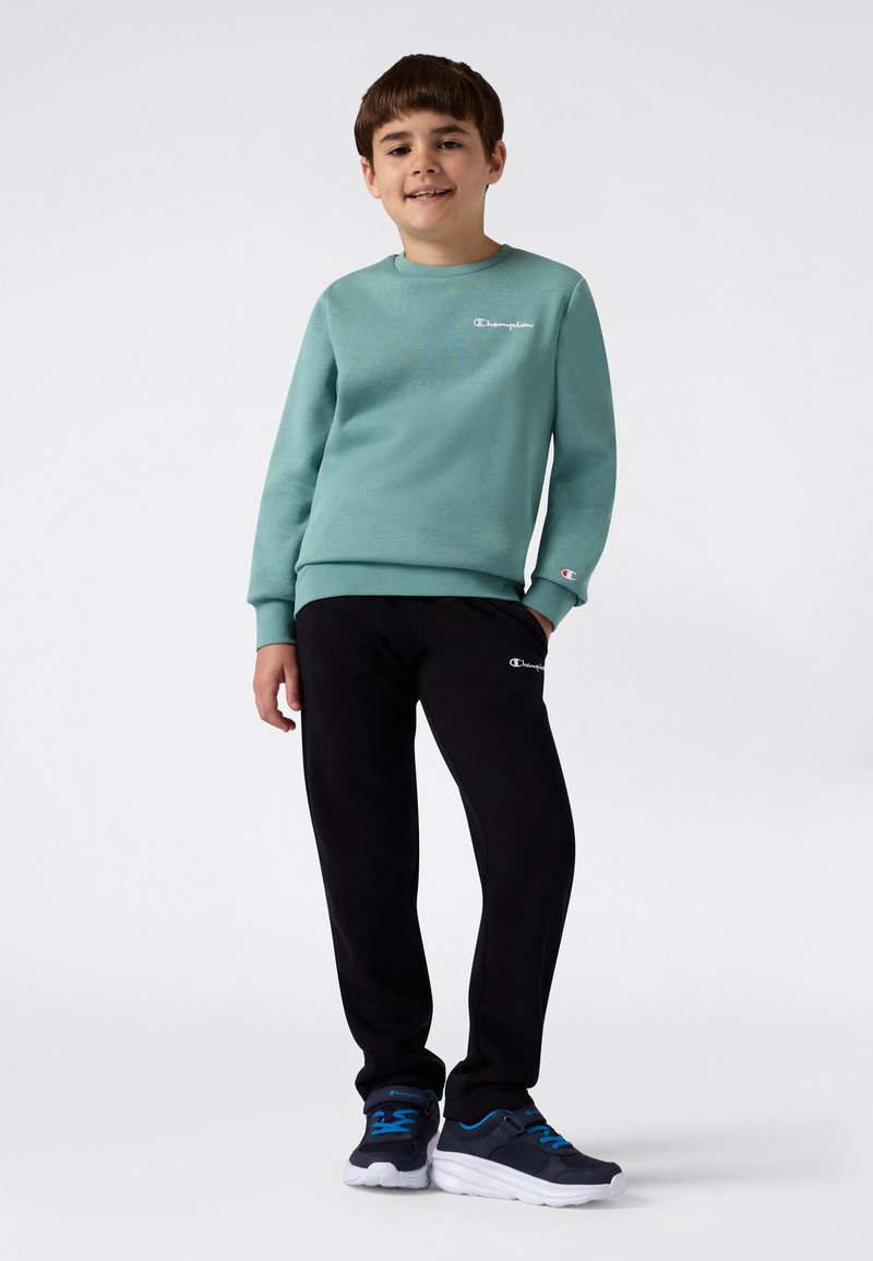 Crew Neck Champion Sweatshirt Outfit Zalando Crewneck Champion