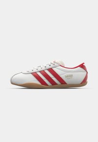 TOKYO - Zapatillas - off white better scarlet gum