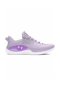 Zapatilla deportiva de color púrpura claro con un upper texturizado, suela de goma blanca y acentos moteados en púrpura. Cuenta con una cinta para el talón y cordones.