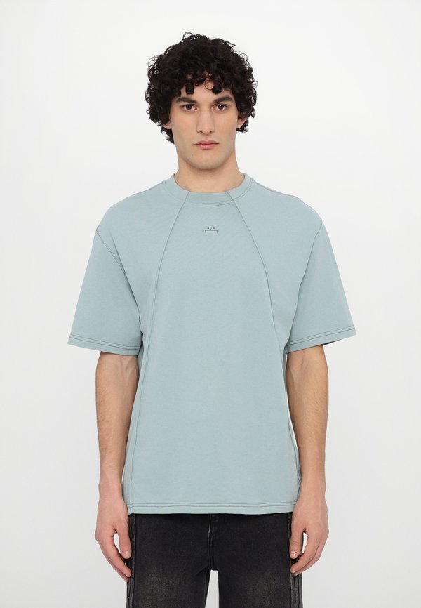 MILLBANK - Basic T-shirt