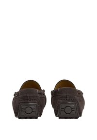 Hackett London DRIVER - Mocasines - dark brown