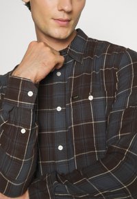Lee LEESURE  - Overhemd - dusty navy