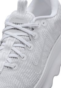 Nike Performance MOTIVA - Tenisice za trening - white black pure platinum white