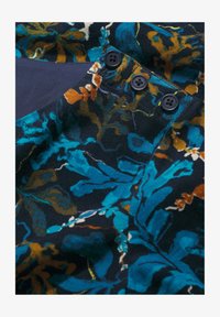 Atlasīts, teal - floating fronds maritime