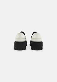 HUGO KRIS LOAFER - Mokasīni - natural