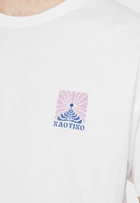 Kaotiko M C TBC - Apdrukāts T-krekls - navy