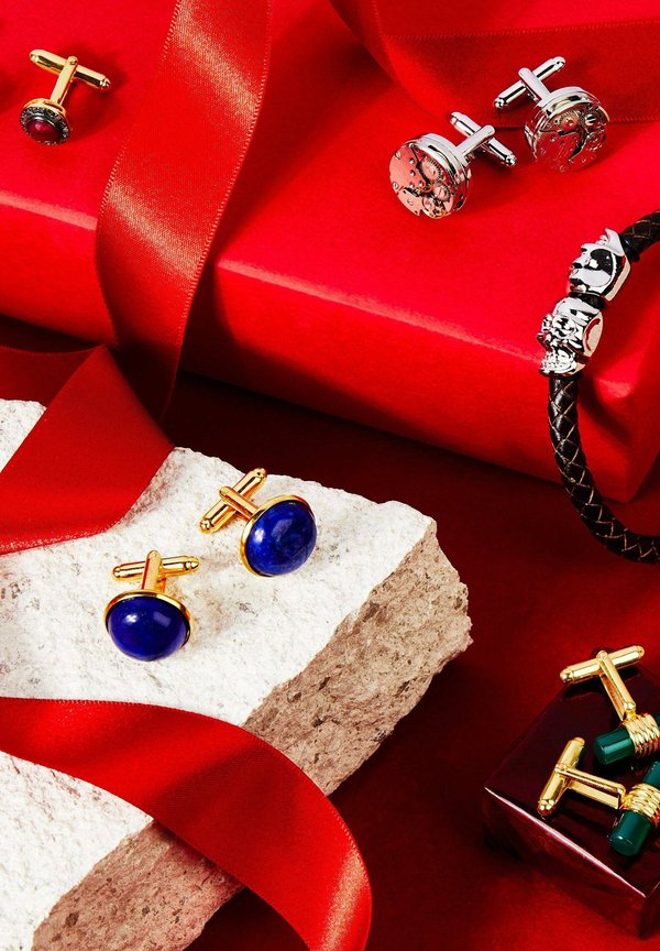 MOVEMENT  - Cufflinks2